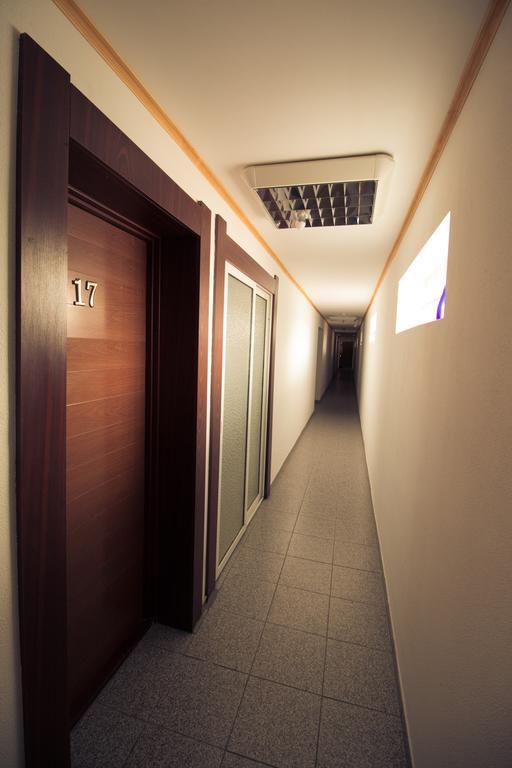 Pensiunea Johanna Arad Luaran gambar